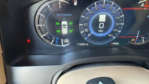 2019 Cadillac Escalade Platinum