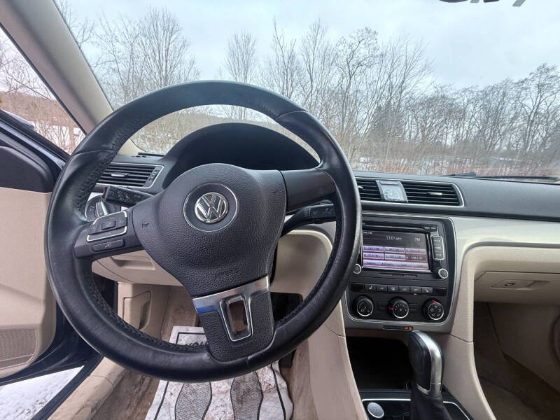 2015 Volkswagen Passat 1.8T Limited Edition