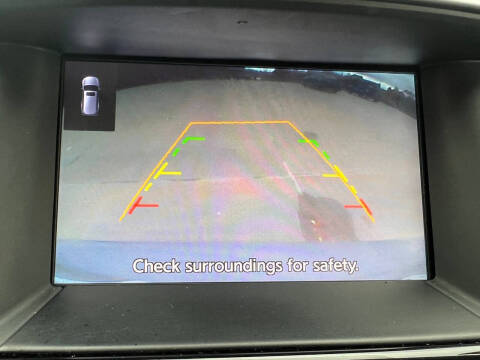 2018 Nissan Pathfinder SV