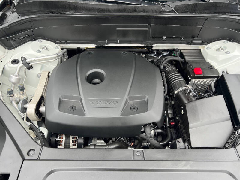 2021 Volvo XC90 T6 Inscription 6-Passenger