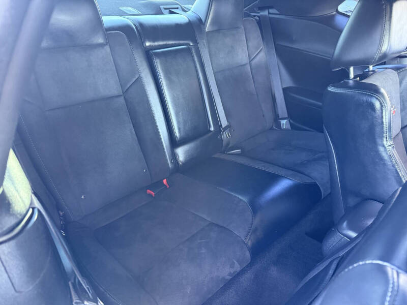 2015 Dodge Challenger R/T Plus