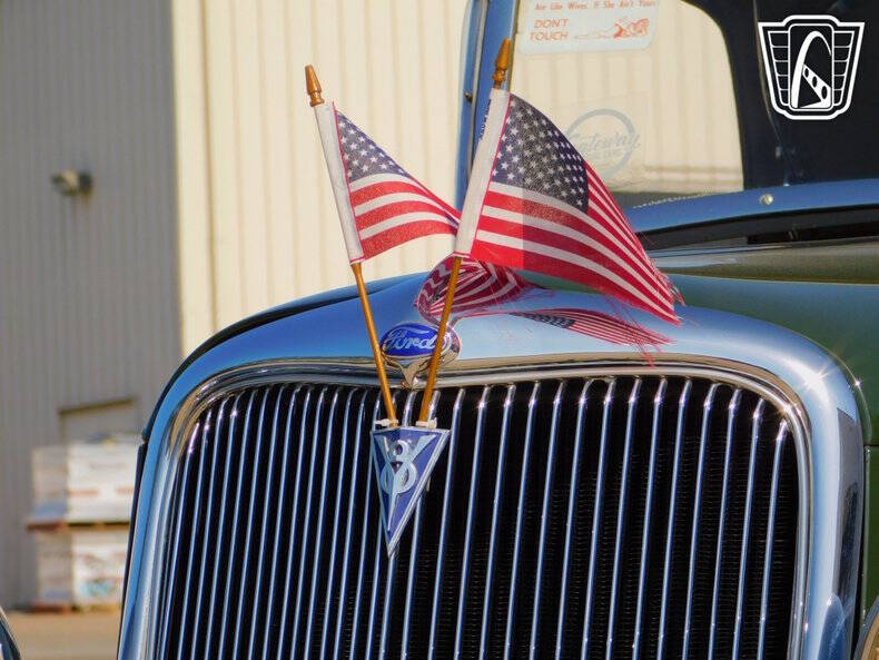 1934 Ford Roadster