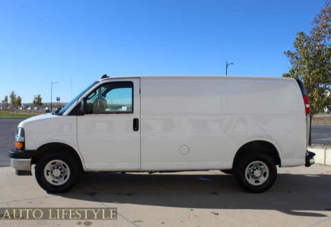 2023 Chevrolet Express 2500