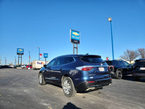 2023 Buick Enclave Essence