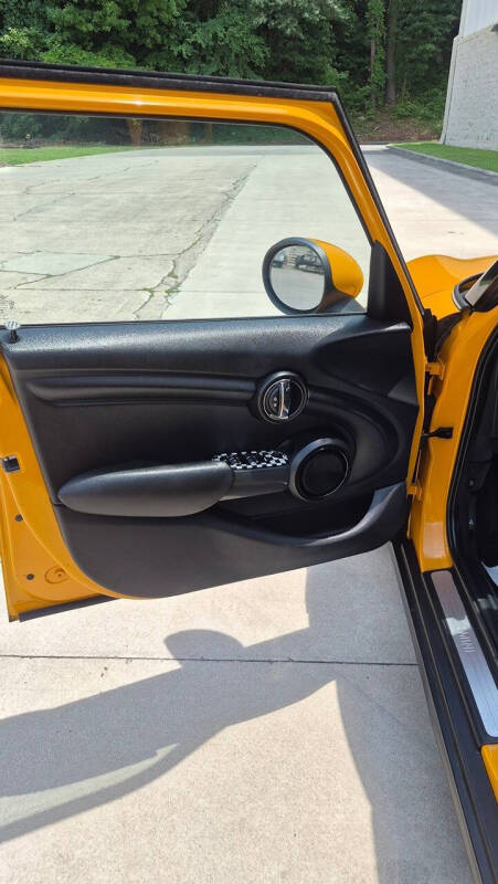 2016 MINI Hardtop 4 Door Cooper
