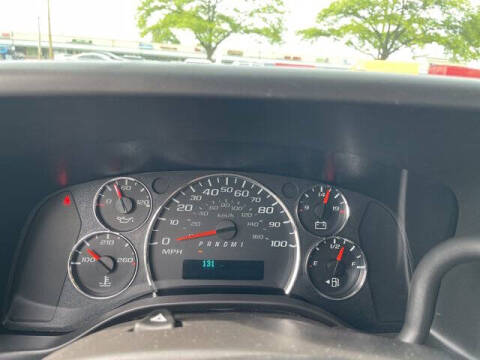 2025 Chevrolet Express 2500