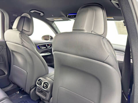 2025 Mercedes-Benz GLC GLC 300