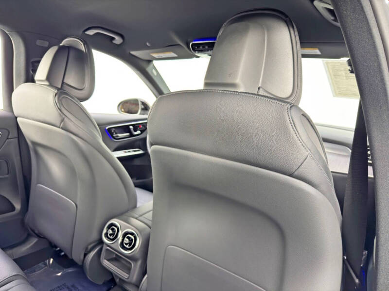 2025 Mercedes-Benz GLC GLC 300