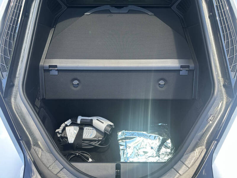 2016 BMW i8
