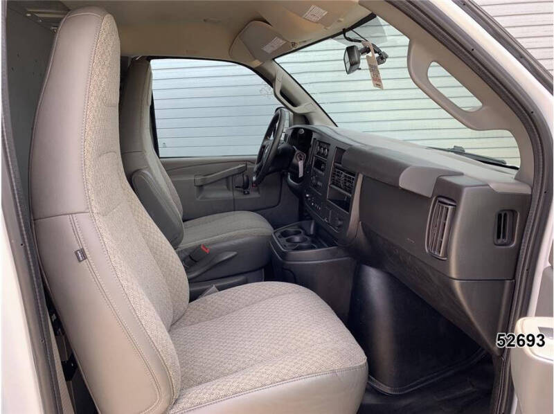 2021 Chevrolet Express 2500