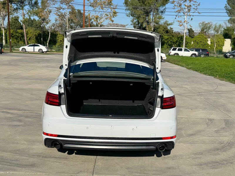 2017 Audi A4 2.0T quattro Premium Plus