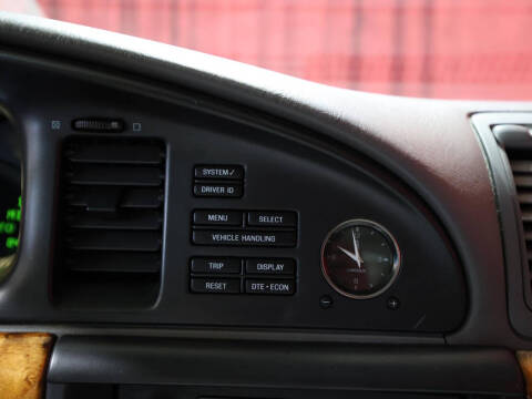 2002 Lincoln Continental