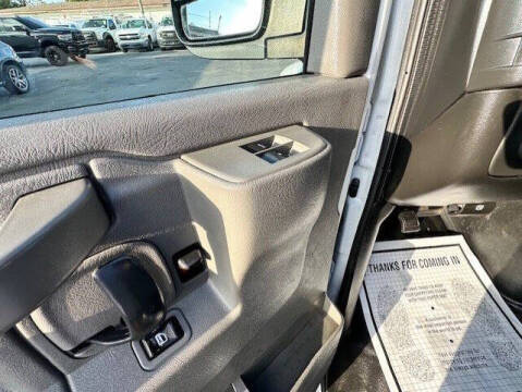 2018 Chevrolet Express 2500