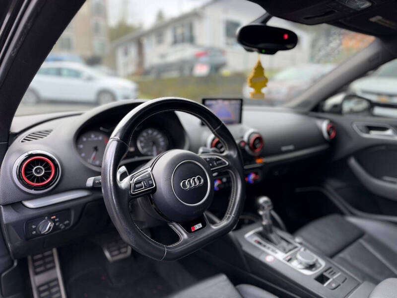 2015 Audi S3 2.0T quattro Prestige