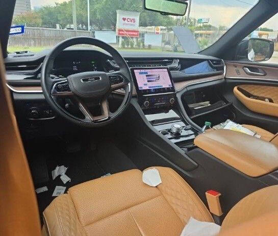 2022 Jeep Grand Cherokee
