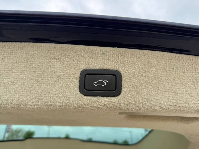 2016 Volvo XC70 T5 Platinum