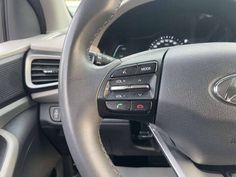 2017 Hyundai Ioniq Hybrid SEL