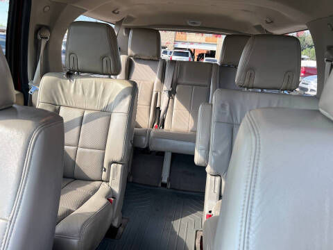 2013 Lincoln Navigator L