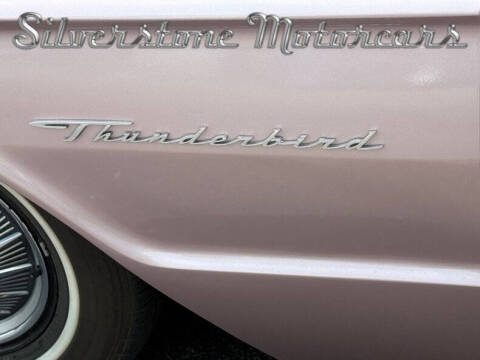 1964 Ford Thunderbird