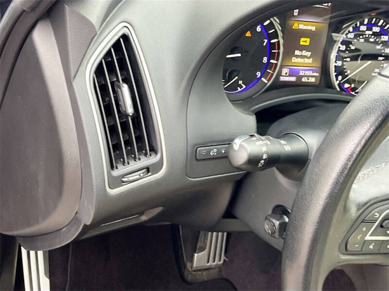 2019 Infiniti Q60 Red Sport 400