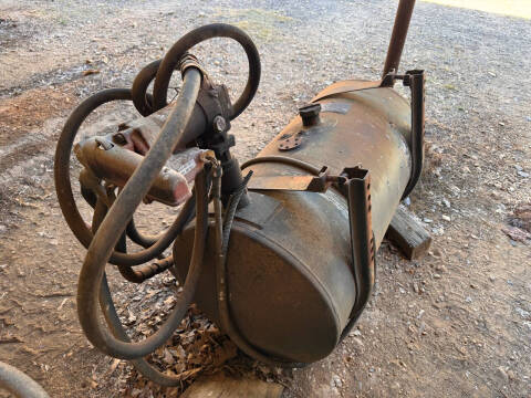 Fuel Tank w/ Pump