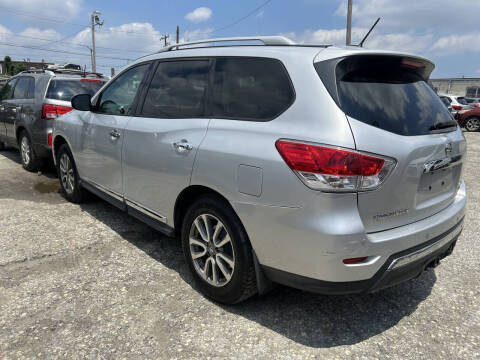 2014 Nissan Pathfinder SL