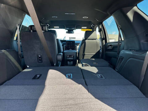 2025 GMC Yukon Denali