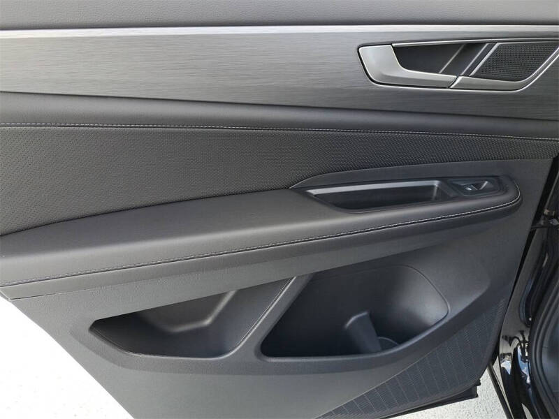 2026 Volkswagen Atlas Cross Sport SE