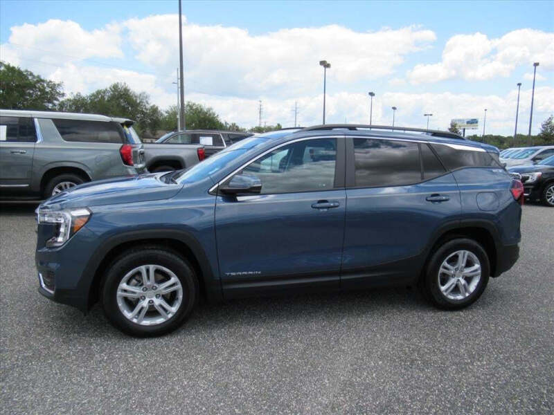 2024 GMC Terrain SLE