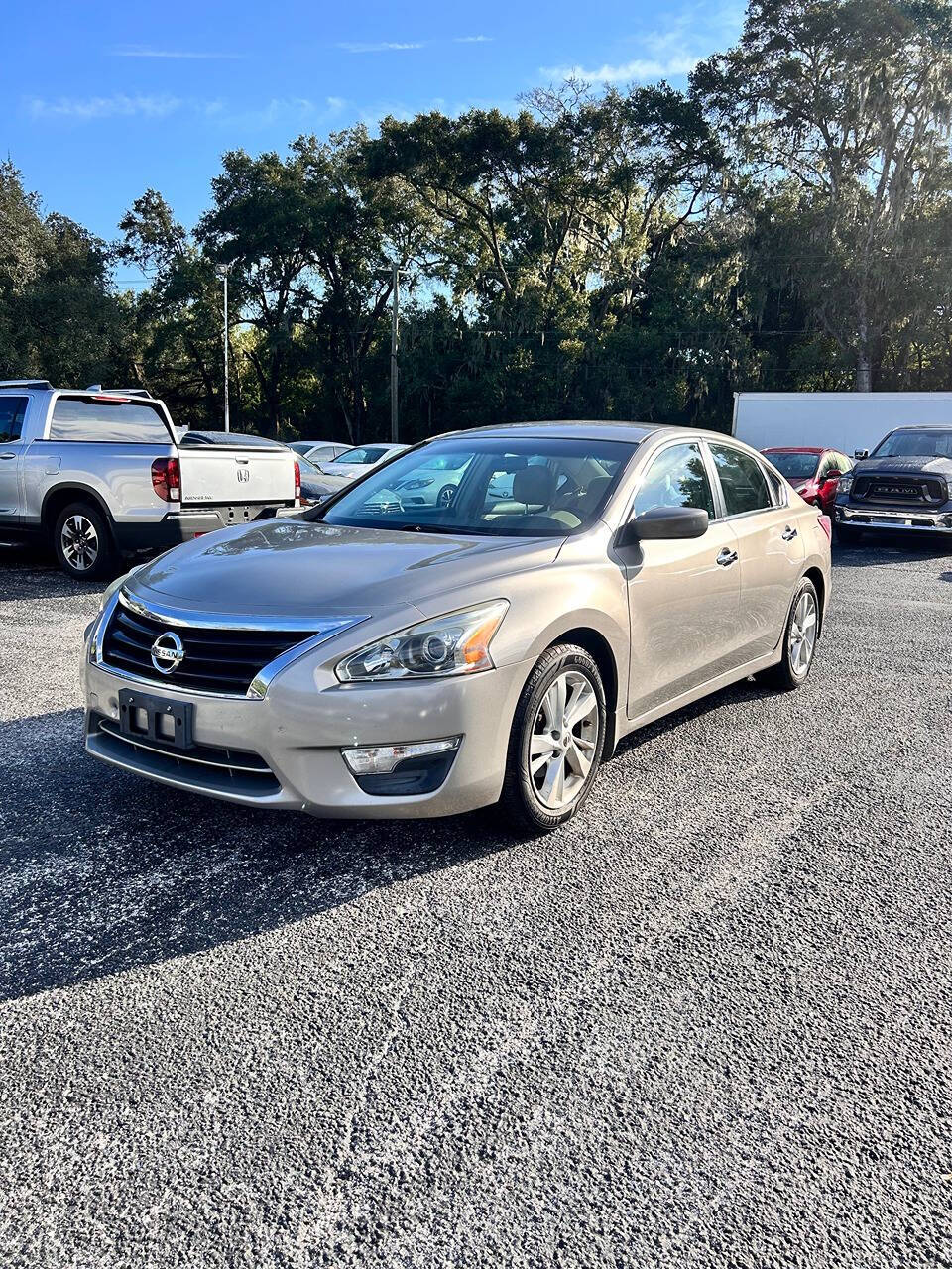 2013 Nissan Altima for sale at GRACELAND AUTO LLC in Thonotosassa, FL