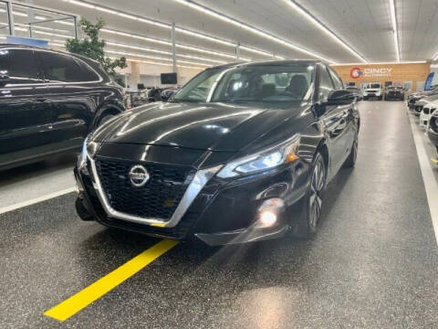 2019 Nissan Altima for sale at Dixie Motors in Fairfield OH