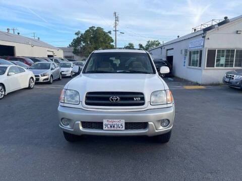 2002 Toyota Sequoia SR5