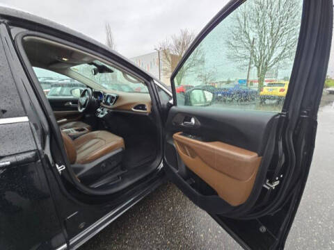 2017 Chrysler Pacifica Limited