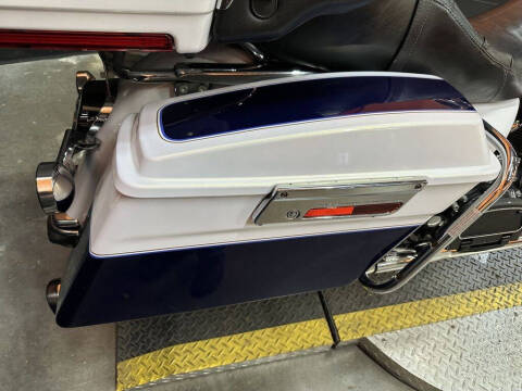 2007 Harley-Davidson® FLHTCU - Electra Glide® U