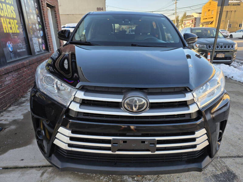 2018 Toyota Highlander LE