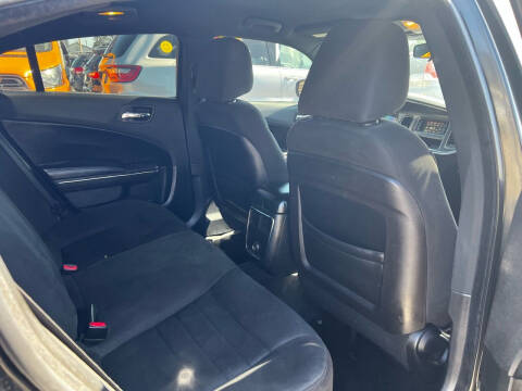 2012 Dodge Charger SE