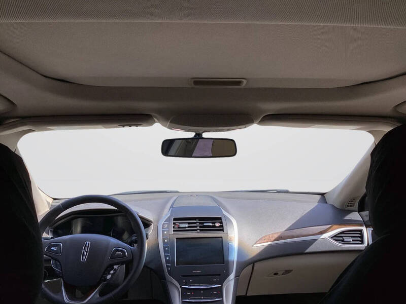 2016 Lincoln MKZ