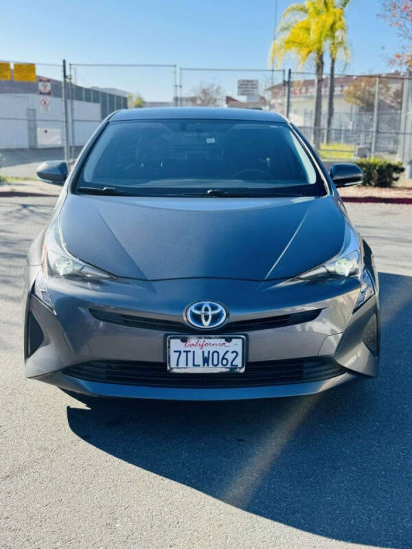 2016 Toyota Prius Three