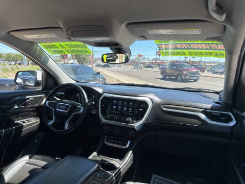 2023 GMC Acadia SLT