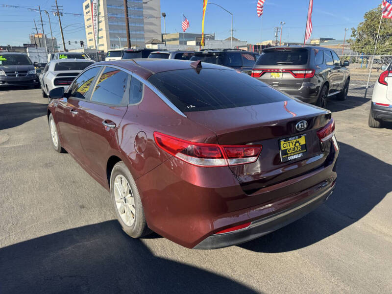 2016 Kia Optima LX