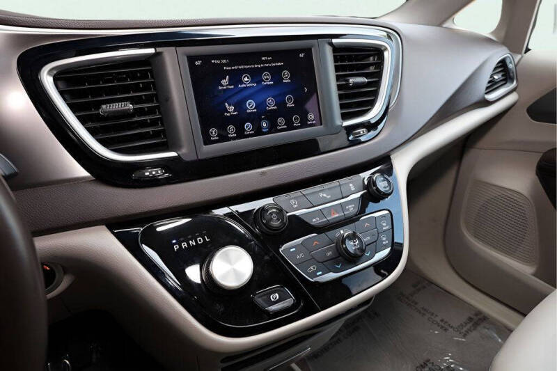 2018 Chrysler Pacifica Touring L
