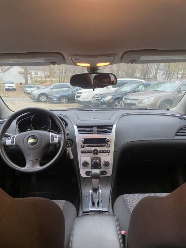 2011 Chevrolet Malibu LT