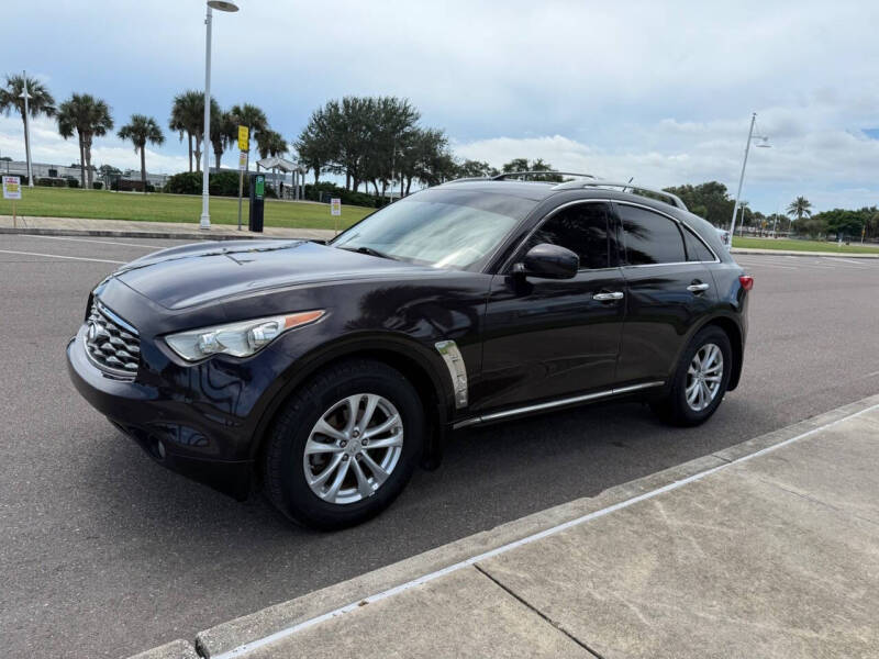 2011 Infiniti FX35