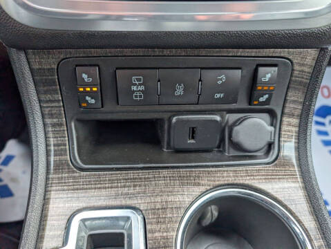 2017 GMC Acadia Limited