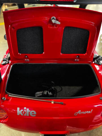 2024 KITE AMORE EV TRIKE 55 MPH 90 MILES
