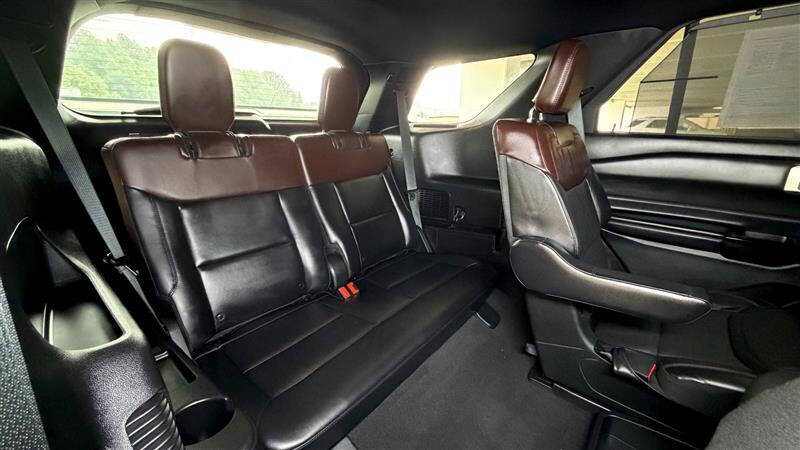 2021 Ford Explorer Platinum