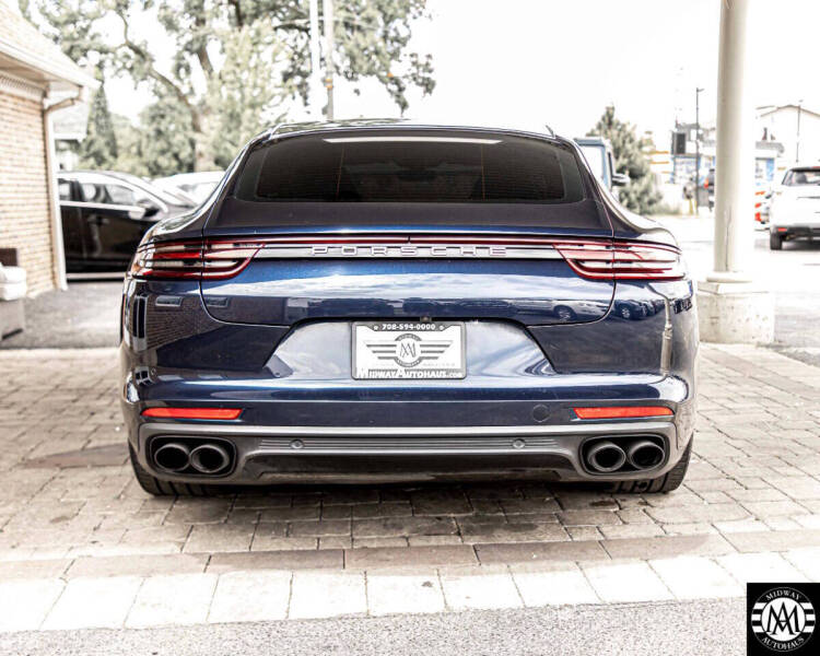 2018 Porsche Panamera