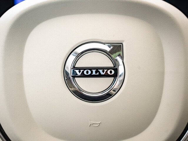 2023 Volvo XC90 B6 Plus Bright Theme 6P