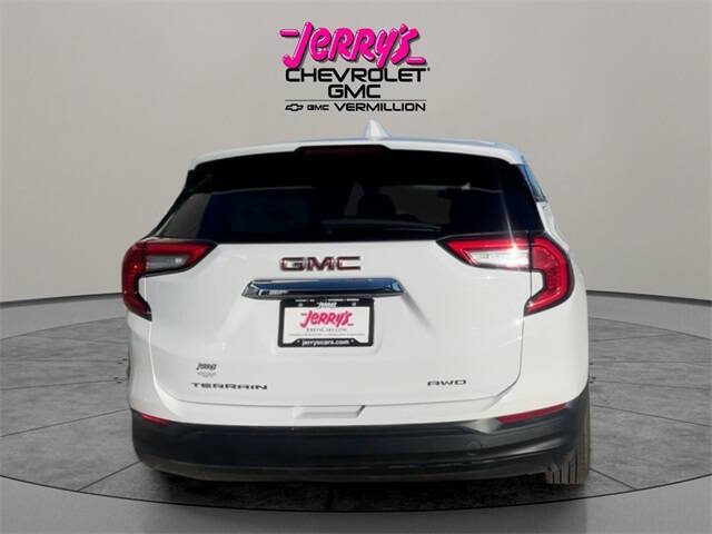 2024 GMC Terrain SLE