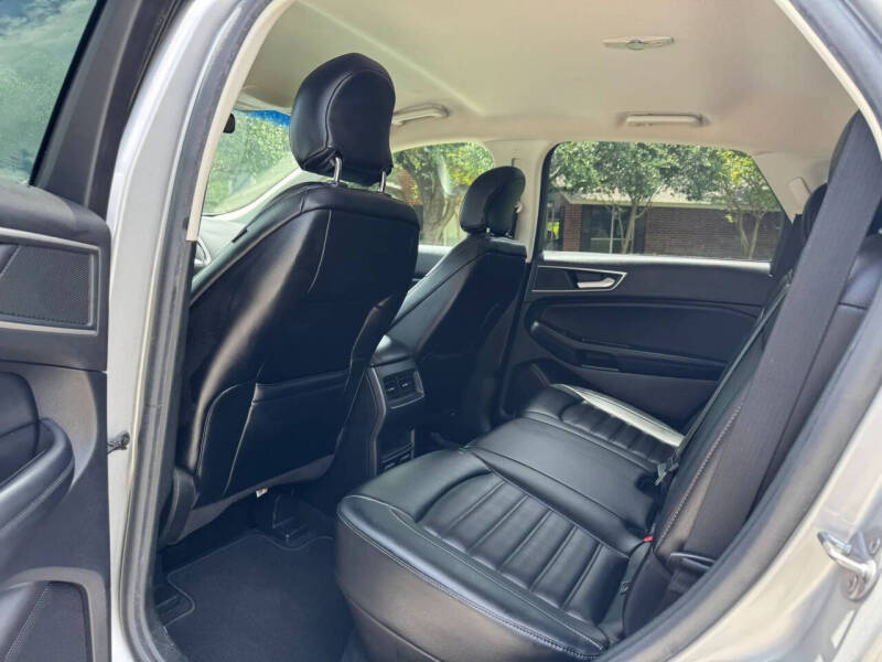 2019 Ford Edge SEL